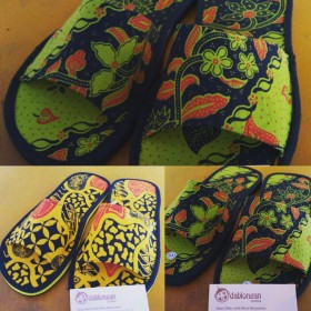 Sandal Batik Banyumas (Kode: SBTKB)